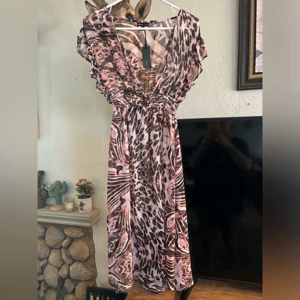 Elegant Animal Print V-Neck Coverup